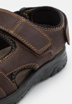 Pier One Sandali Da TrekkingBrown Uomo Scarpe Aperte PI912G01Y-O11 11 Pier One Sandali Da TrekkingBrown Uomo Scarpe Aperte PI912G01Y-O11 -Noble rain 22720775e7c446aca7c0e15c07d95000