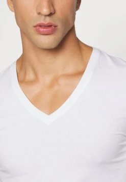 Pier One 2 PackMaglietta IntimaWhite Uomo Intimo PI982Q00F-A11 11 Pier One 2 PackMaglietta IntimaWhite Uomo Intimo PI982Q00F-A11 -Noble rain 2317dabdeea741d28431338136d93c5c