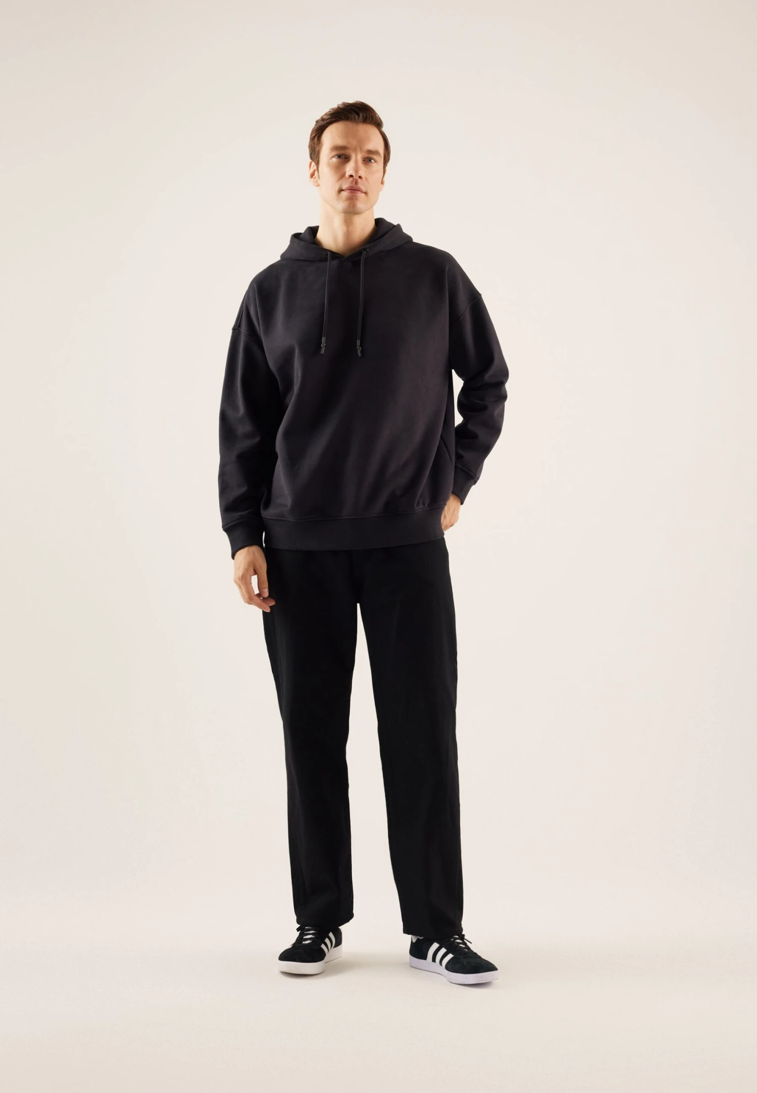 Pier One FelpaBlack Uomo Maglieria E Felpe PI922S0HD-Q11 2 Pier One FelpaBlack Uomo Maglieria E Felpe PI922S0HD-Q11 - immagine 2