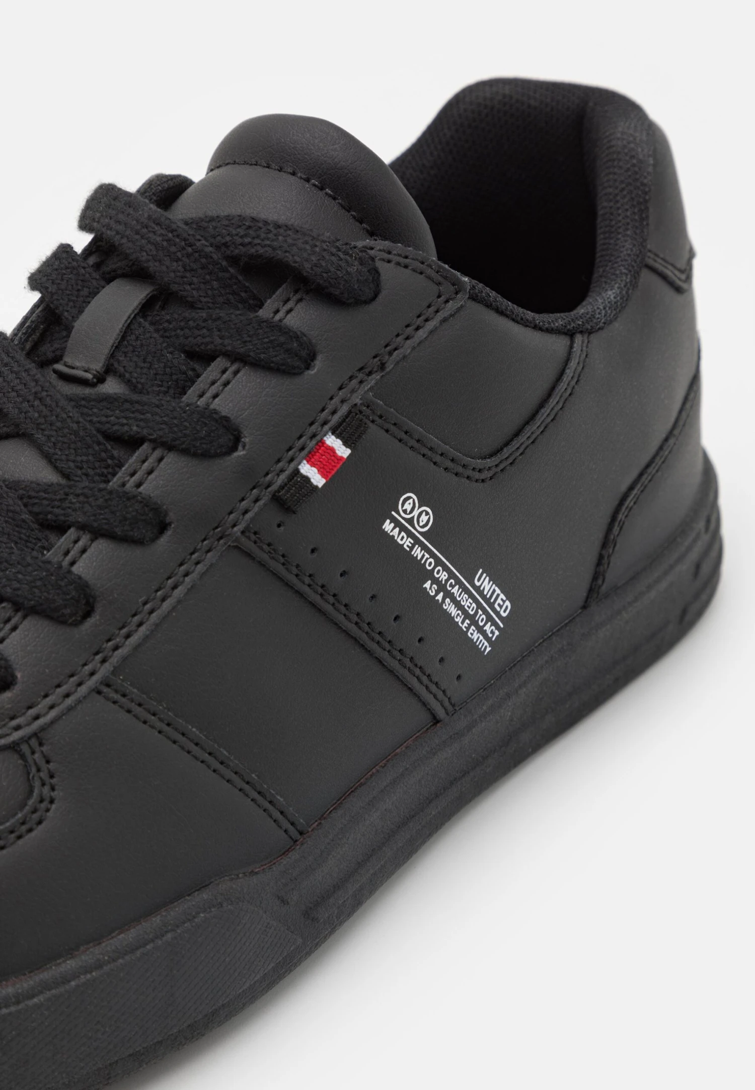 Pier One Unisex - Sneakers Basse - Black 6 Pier One Unisex - Sneakers Basse - Black - immagine 6