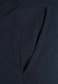 Pier One Pantaloni SportiviDark Blue Uomo Pantaloni Sportivi E Joggers PI922E03I-K12 12 Pier One Pantaloni SportiviDark Blue Uomo Pantaloni Sportivi E Joggers PI922E03I-K12 -Noble rain 294db40ee19a4243baaf7eba5a969a82