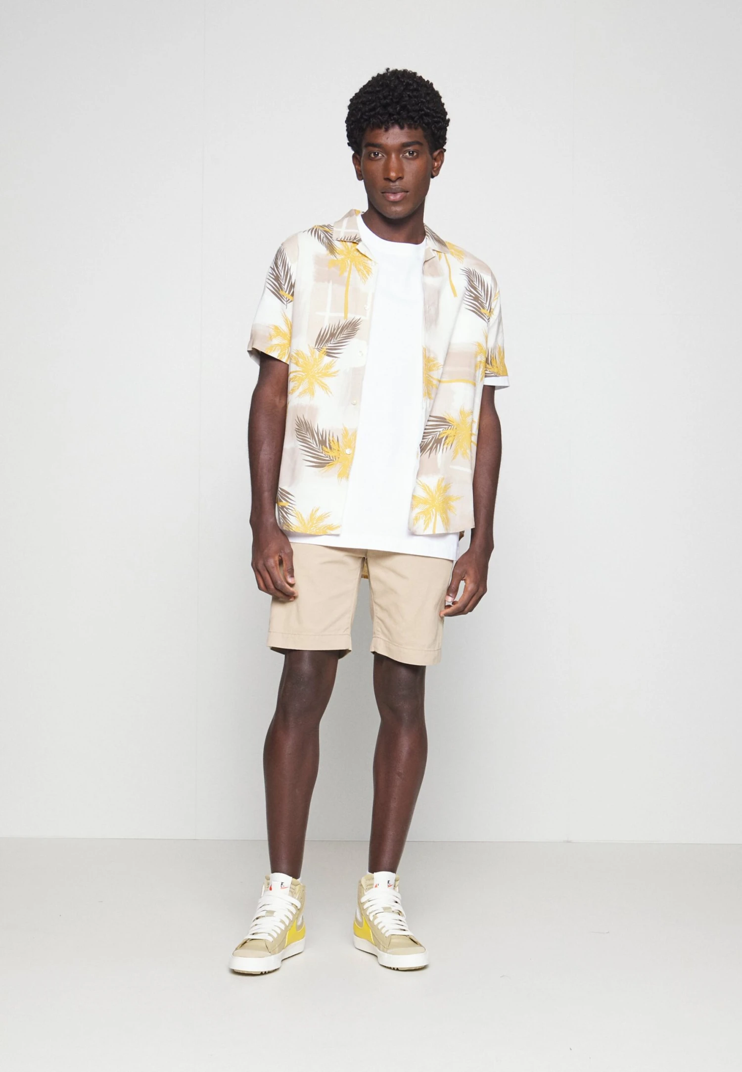 Pier One 2 PackShorts Dark Blue/Tan Uomo Bermuda PI922F04R-K11 2 Pier One 2 PackShorts Dark Blue/Tan Uomo Bermuda PI922F04R-K11 - immagine 2