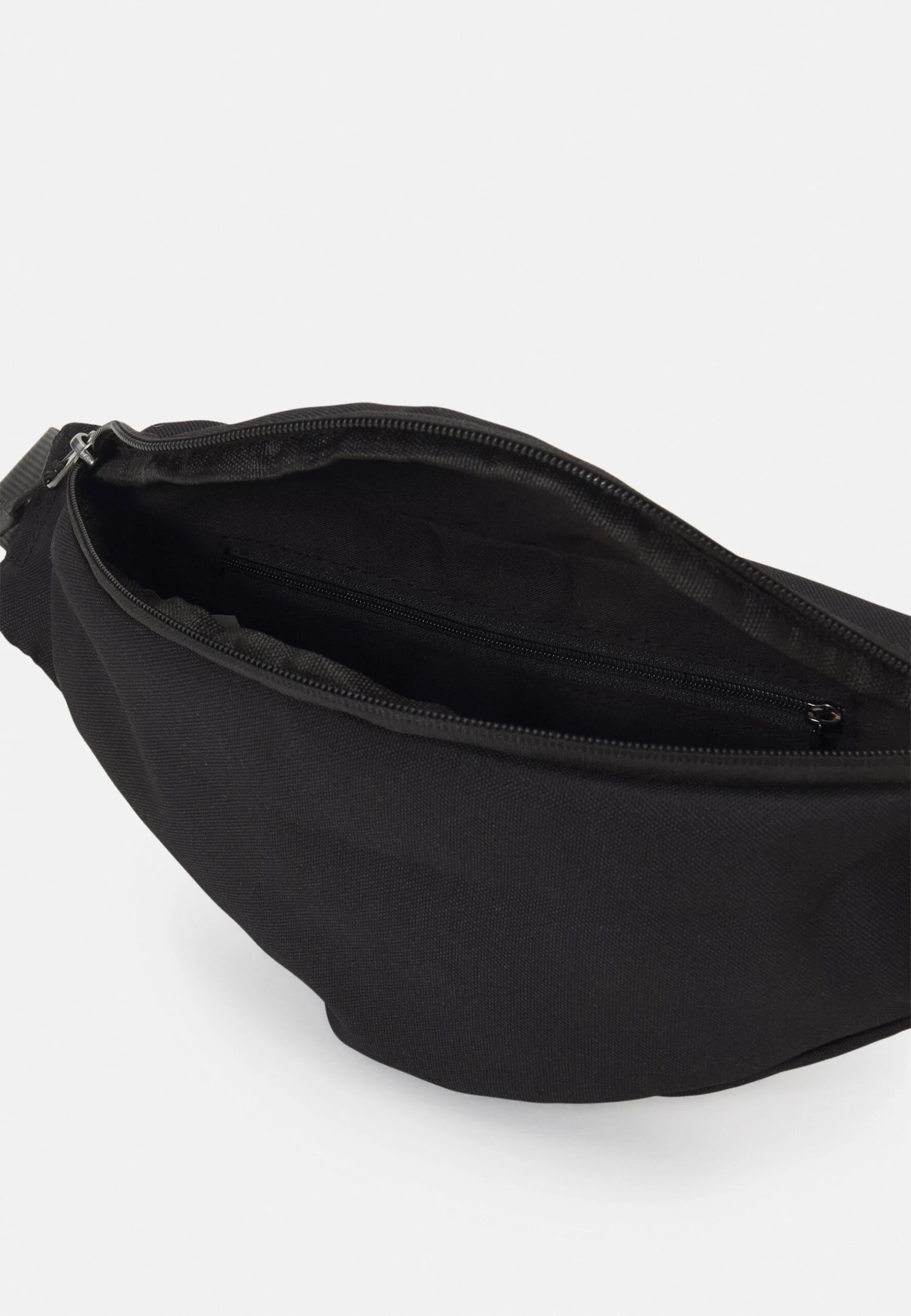 Pier One MarsupioBlack Uomo Borse PI954H02N-Q11 3 Pier One MarsupioBlack Uomo Borse PI954H02N-Q11 - immagine 3