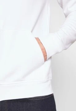 Pier One Felpa Con ZipWhite Uomo Maglieria E Felpe PI922SA07-A12 11 Pier One Felpa Con ZipWhite Uomo Maglieria E Felpe PI922SA07-A12 -Noble rain 38b6feb974a54843994db15eb769c394