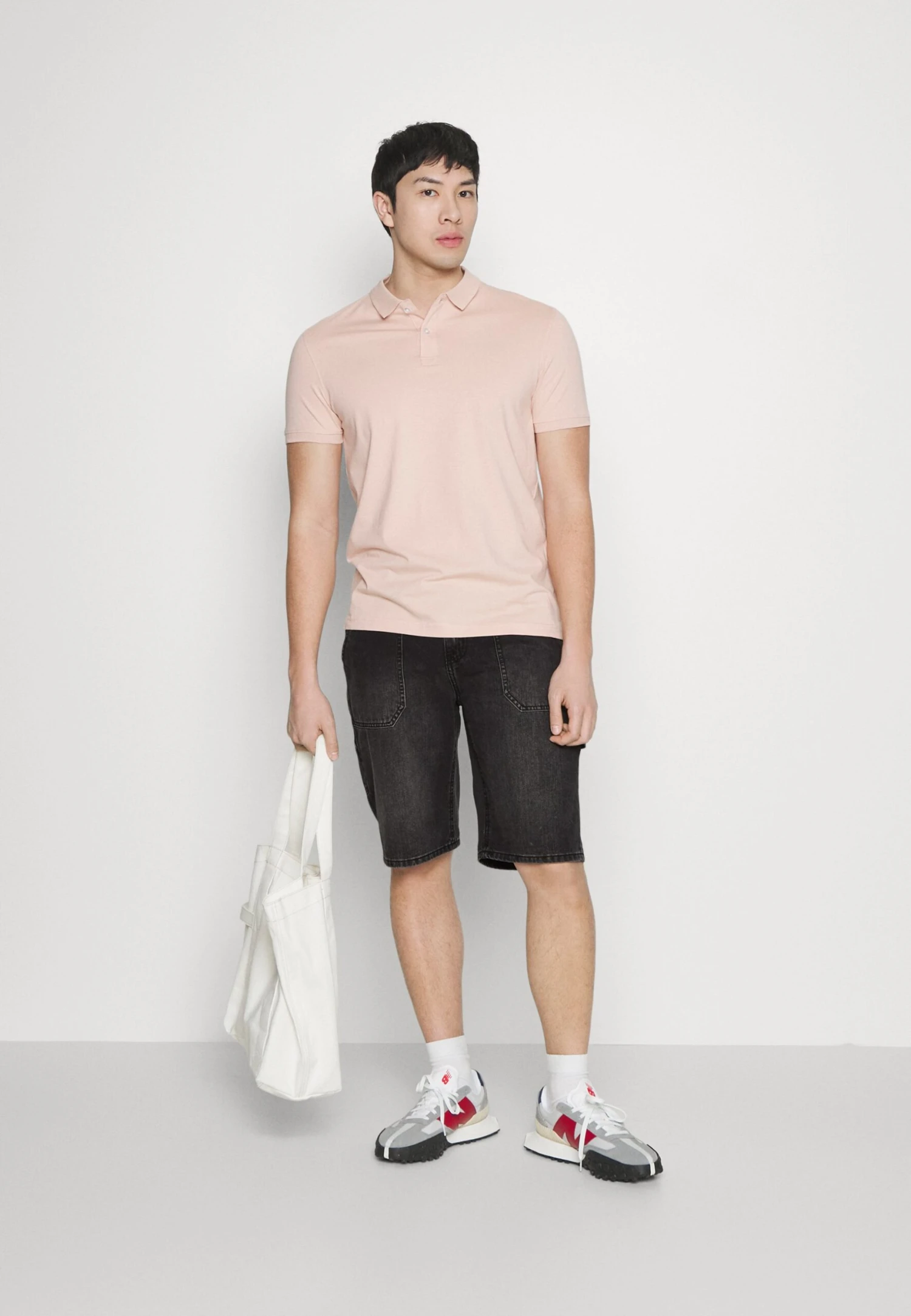 Pier One Regular Fit CarpenterShorts Di Jeans Black Uomo Jeans PI922F05C-Q11 2 Pier One Regular Fit CarpenterShorts Di Jeans Black Uomo Jeans PI922F05C-Q11 - immagine 2