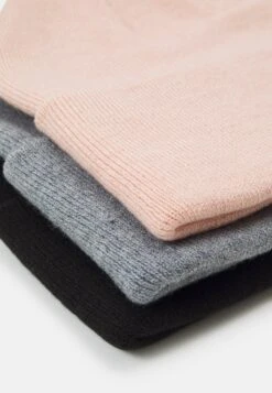 Pier One 3 Pack UnisexBerrettoBlack/Grey/Pink Uomo Cappellie Berretti PI954P00D-Q17 7 Pier One 3 Pack UnisexBerrettoBlack/Grey/Pink Uomo Cappellie Berretti PI954P00D-Q17 -Noble rain 3f9ef0f4e0e84951afec0fba0bc8b394
