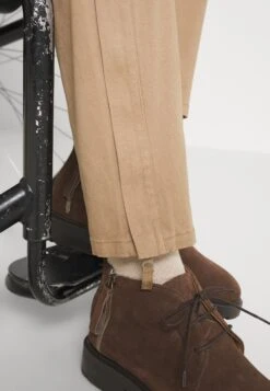 Pier One Jeggings - Tan 17 Pier One Jeggings - Tan -Noble rain 47fd5fd736b44b7ab31f8757b8a9a60b