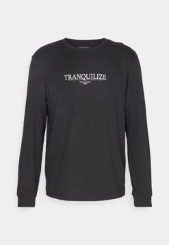 Pier One Maglia Del PigiamaBlack Uomo Per La Notte PI982N00D-Q11 8 Pier One Maglia Del PigiamaBlack Uomo Per La Notte PI982N00D-Q11 -Noble rain 4accb302d0e4487aae53a8aee73b7c15