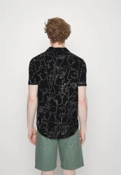 Pier One Resort RegularCamiciaBlack Uomo Camicie PI922D0EK-Q11 -Noble rain 5268045bc35c4972936cbe1c0fae5d99