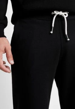 Pier One 2 PackPantaloni SportiviBlack/Mottled Light Gre Uomo Pantaloni PI922E03K-Q11 -Noble rain 537aeb95a2294356950729136c28cfaf