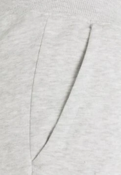 Pier One 3 PackPantaloni SportiviMottled Light Grey/Mottled Dark Blue/Black Uomo Pantaloni PI922E040-C11 -Noble rain 58caa3db374b4ce39703a992d5c2b59c