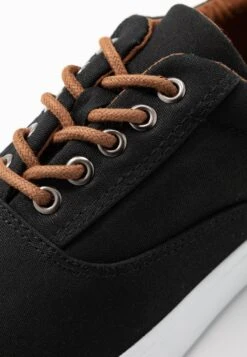 Pier One Sneakers BasseBlack Uomo Sneaker PI912O02D-Q11 11 Pier One Sneakers BasseBlack Uomo Sneaker PI912O02D-Q11 -Noble rain 5976f4f68edc47ca94d8ba9b91e544f0