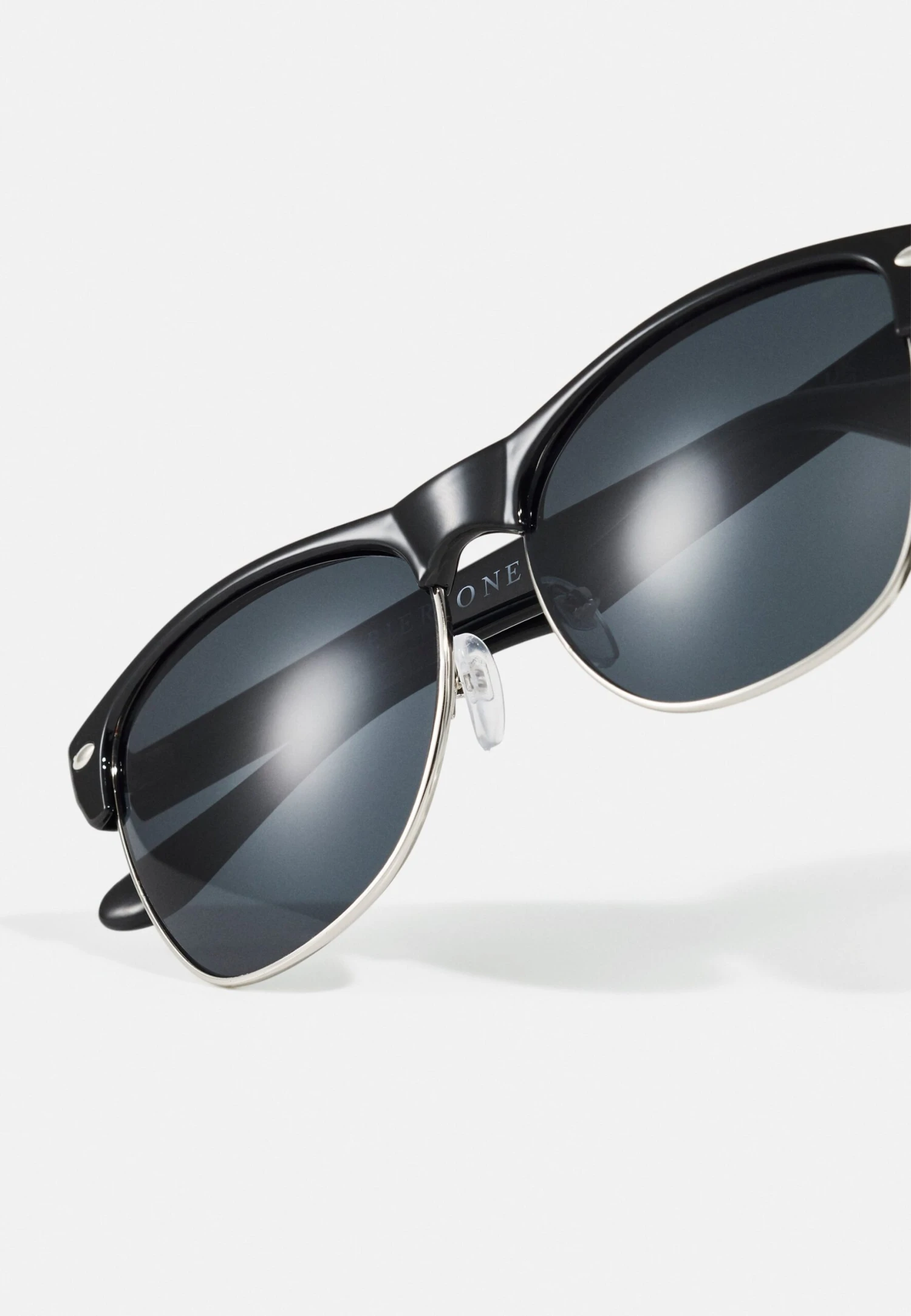 Pier One Occhiali Da SoleBlack Uomo Occhiali Da Sole PI952K01B-Q11 4 Pier One Occhiali Da SoleBlack Uomo Occhiali Da Sole PI952K01B-Q11 - immagine 4