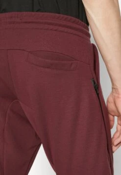 Pier One Pantaloni SportiviBordeaux Uomo Pantaloni PI922E03N-G11 -Noble rain 5e391278b405451e8274b83a80c55c70