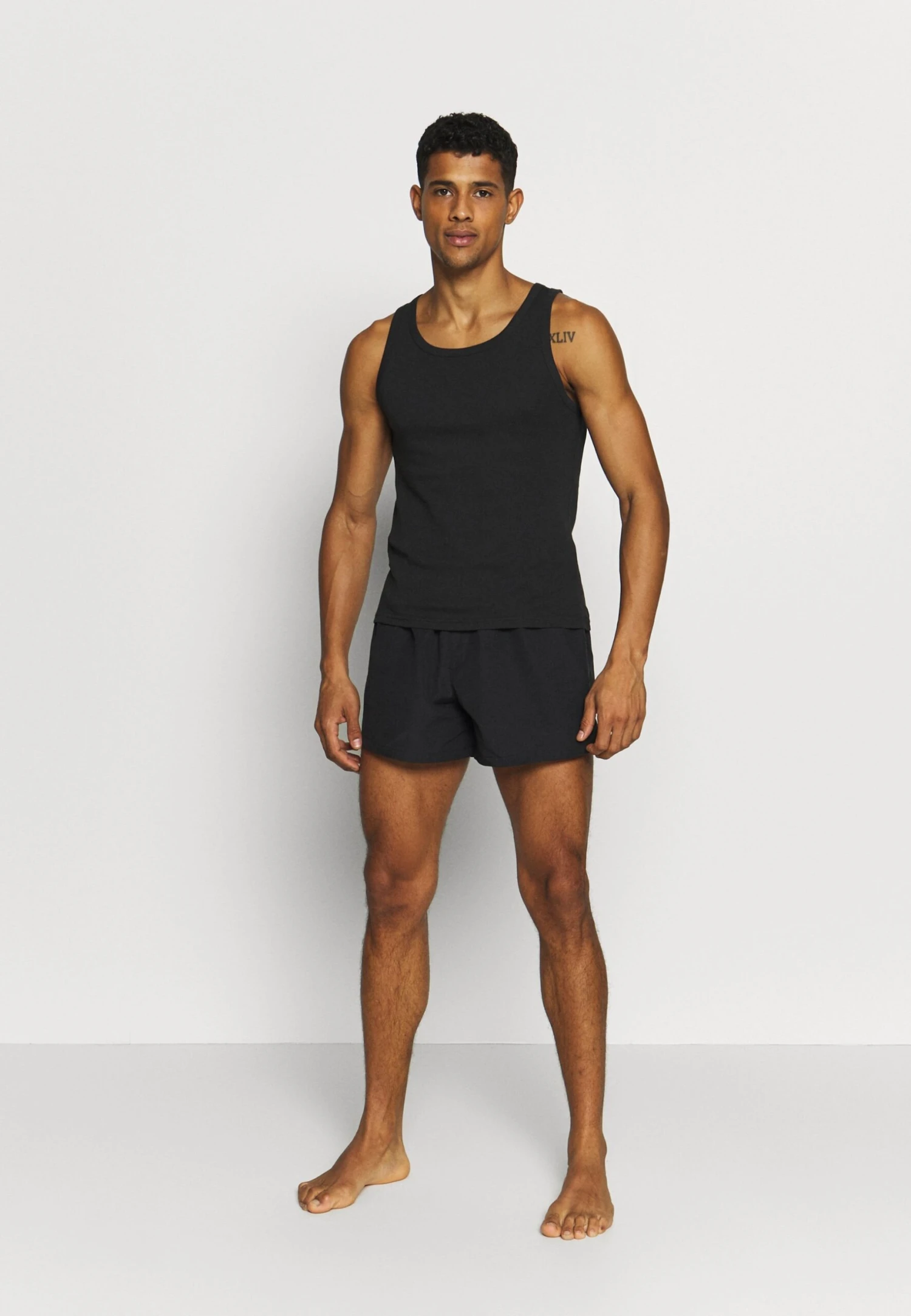 Pier One 3 PackMaglietta IntimaBlack Uomo Intimo PI982Q008-Q12 2 Pier One 3 PackMaglietta IntimaBlack Uomo Intimo PI982Q008-Q12 - immagine 2