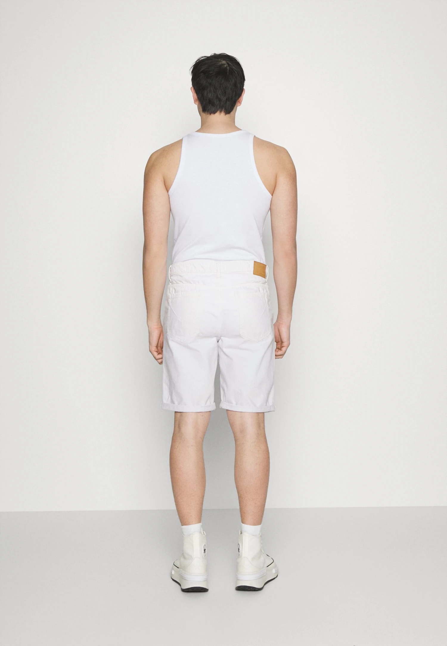 Pier One Colored Twill White DenimShorts Di JeansWhite Denim Uomo Bermuda PI922F05D-K11 3 Pier One Colored Twill White DenimShorts Di JeansWhite Denim Uomo Bermuda PI922F05D-K11 - immagine 3