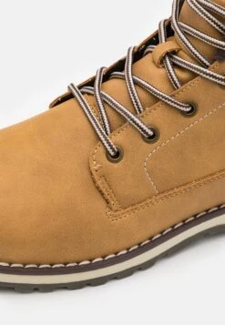 Pier One Stivaletti StringatiCamel Uomo Stivaletti/Stivali PI912K0B7-B11 11 Pier One Stivaletti StringatiCamel Uomo Stivaletti/Stivali PI912K0B7-B11 -Noble rain 71be1620f6ee4bba81d39484e3fb5425