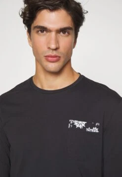 Pier One PigiamaBlack Uomo Per La Notte PI982M048-Q11 10 Pier One PigiamaBlack Uomo Per La Notte PI982M048-Q11 -Noble rain 728cfb1d4bba4821be890aa2a924bc26