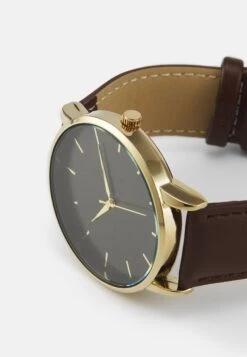 Pier One OrologioBrown Uomo Orologi PI954M00N-O11 7 Pier One OrologioBrown Uomo Orologi PI954M00N-O11 -Noble rain 72d2925f58f047d59e974d7b6a37ab59