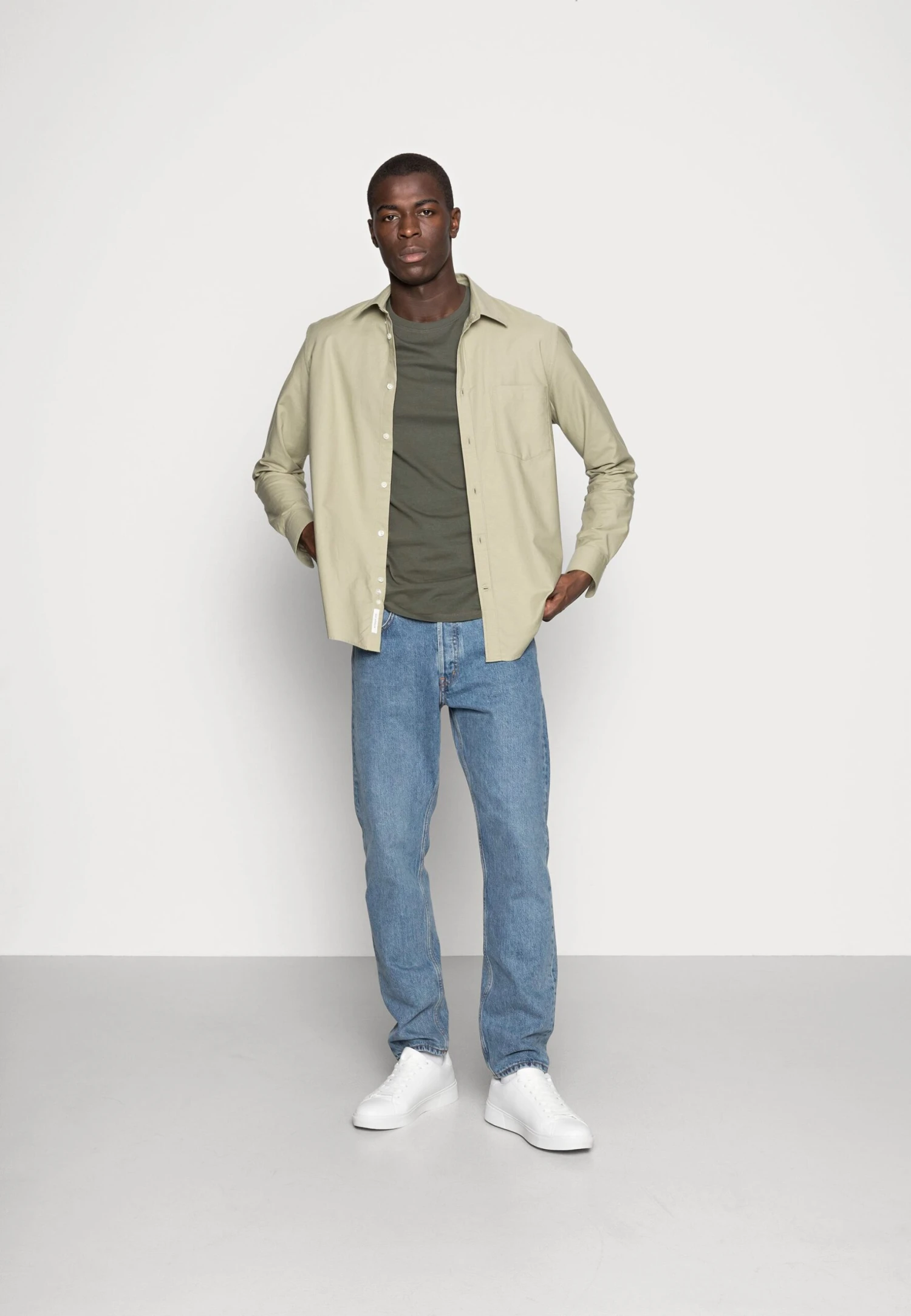 Pier One 3 Pack - T-Shirt Basic - Black/Grey/Green 1 Pier One 3 Pack - T-Shirt Basic - Black/Grey/Green