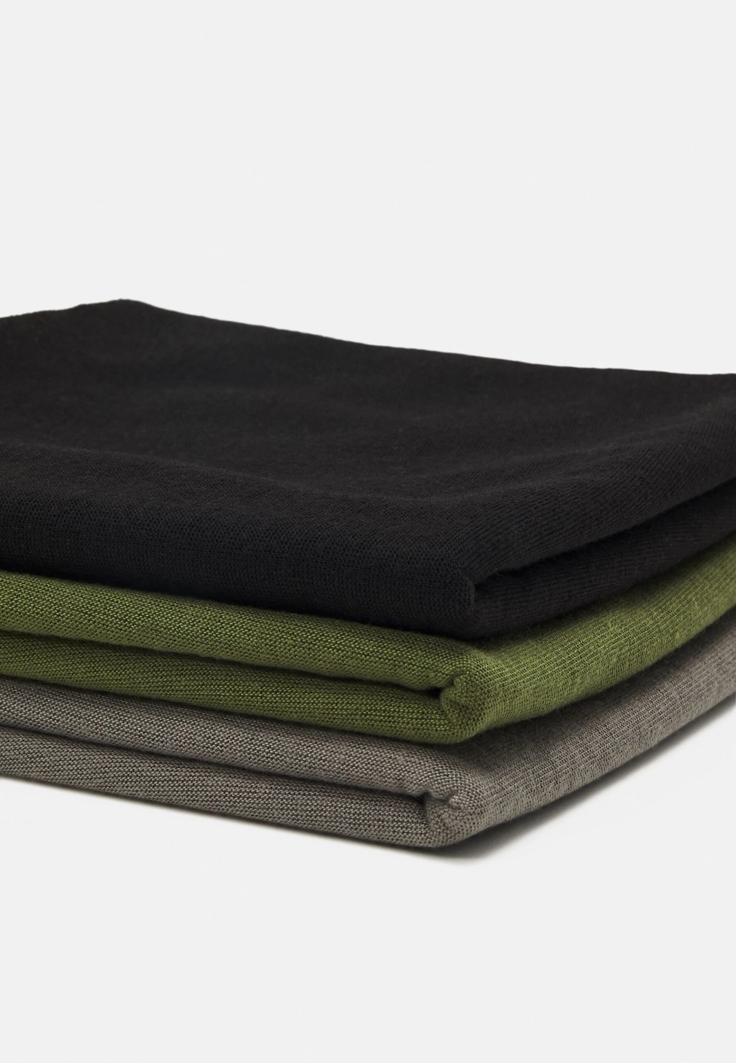 Pier One 3 Pack UnisexScaldacolloBlack, Grey, Olive Uomo Foulard E Sciarpe PI954G01L-Q11 3 Pier One 3 Pack UnisexScaldacolloBlack, Grey, Olive Uomo Foulard E Sciarpe PI954G01L-Q11 - immagine 3