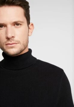 Pier One MaglioneBlack Uomo Maglieria PI922Q067-Q11 -Noble rain 86f31f4035ea4420a34ec8882378ae9e