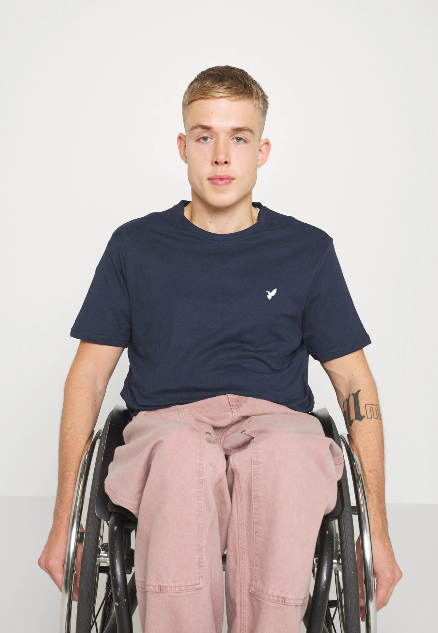 Pier One T-Shirt BasicDark Blue Uomo T-shirt E Polo PI922O0WD-K11 3 Pier One T-Shirt BasicDark Blue Uomo T-shirt E Polo PI922O0WD-K11 - immagine 3