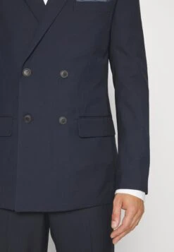 Pier One CompletoDark Blue Uomo Completi E Cravatte PI922A02I-K11 21 Pier One CompletoDark Blue Uomo Completi E Cravatte PI922A02I-K11 -Noble rain 90e1064b6f9d4db0bc425325fa372c6b