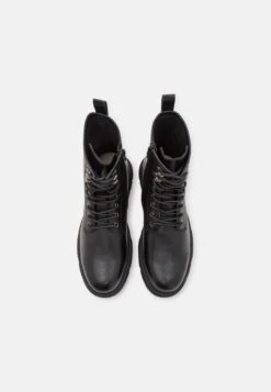 Pier One LeatherStivaletti StringatiBlack Uomo Stivaletti/Stivali PI912K0BD-Q11 9 Pier One LeatherStivaletti StringatiBlack Uomo Stivaletti/Stivali PI912K0BD-Q11 -Noble rain 926c2a40606144d7a6f804f59f0a41e0