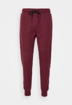 Pier One Pantaloni SportiviBordeaux Uomo Pantaloni PI922E03N-G11 -Noble rain 99f1f22221d14a5293cd97cc42f2647d