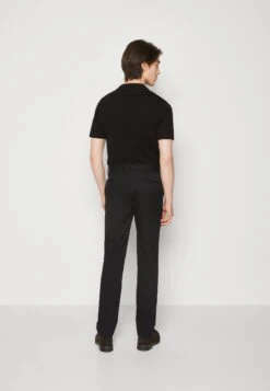 Pier One PantaloniBlack Uomo Pantaloni PI922E057-Q11 8 Pier One PantaloniBlack Uomo Pantaloni PI922E057-Q11 -Noble rain 9c0f87808ccb4ed4984c862ae1ba7ebe