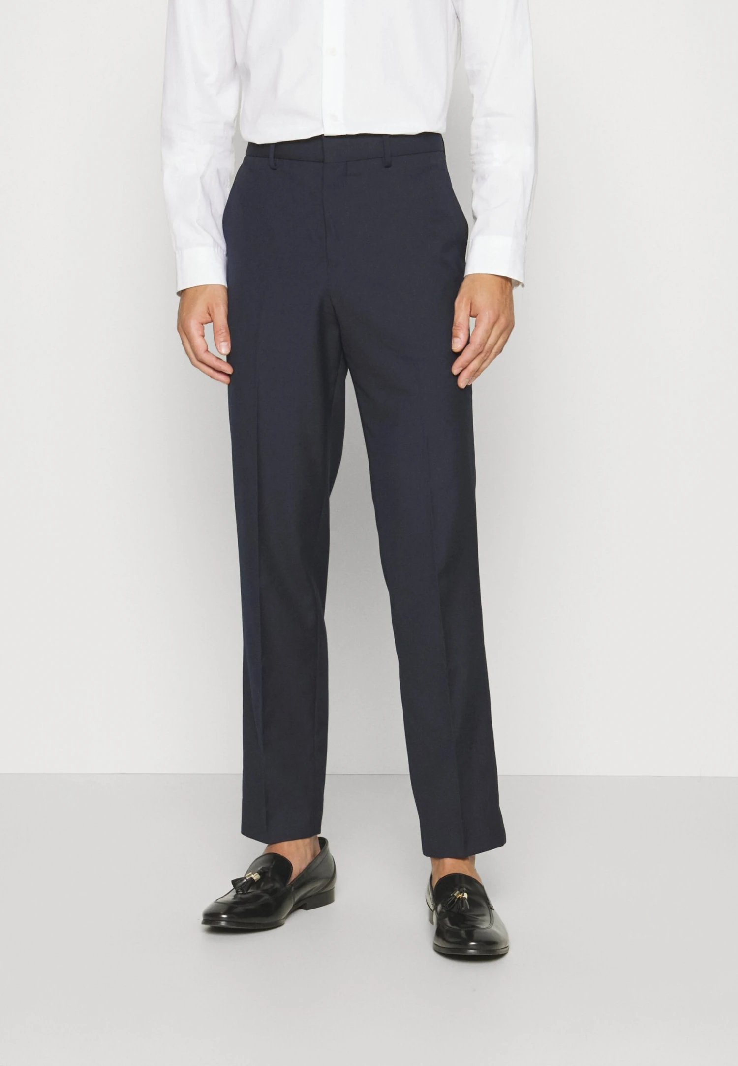 Pier One CompletoDark Blue Uomo Completi E Cravatte PI922A02I-K11 4 Pier One CompletoDark Blue Uomo Completi E Cravatte PI922A02I-K11 - immagine 4