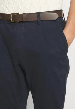 Pier One ChinoDark Blue Uomo Pantaloni PI922E05D-K11 9 Pier One ChinoDark Blue Uomo Pantaloni PI922E05D-K11 -Noble rain 9e734d3c3810408ab927cd32c52385ab