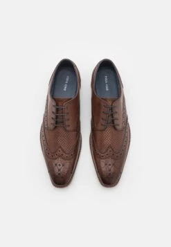 Pier One LeatherStringateBrown Uomo Scarpe Eleganti PI912M0E5-O11 -Noble rain 9f91739a20c64df3bf2edb2ec907939f