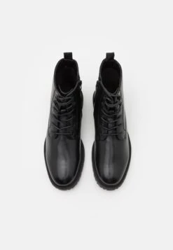 Pier One Stivaletti StringatiBlack Uomo Stivaletti/Stivali PI912K0B9-Q11 9 Pier One Stivaletti StringatiBlack Uomo Stivaletti/Stivali PI912K0B9-Q11 -Noble rain a464c427ccfa4a739aff271d1be78856