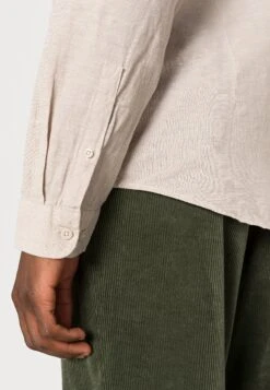 Pier One Camicia - Mottled Beige 9 Pier One Camicia - Mottled Beige -Noble rain a59ada5d2e9446db8f73a2e4a8c51bd7