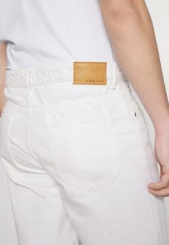 Pier One Colored Twill White DenimShorts Di JeansWhite Denim Uomo Bermuda PI922F05D-K11 9 Pier One Colored Twill White DenimShorts Di JeansWhite Denim Uomo Bermuda PI922F05D-K11 -Noble rain a636a2d6a4a8465daf4783bb72a28209