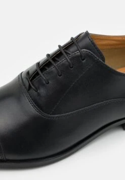 Pier One Leather StringateBlack Uomo Scarpe Eleganti PI912M0CH-Q11 11 Pier One Leather StringateBlack Uomo Scarpe Eleganti PI912M0CH-Q11 -Noble rain a8505b4d4c6445f0b142145b8ad16084