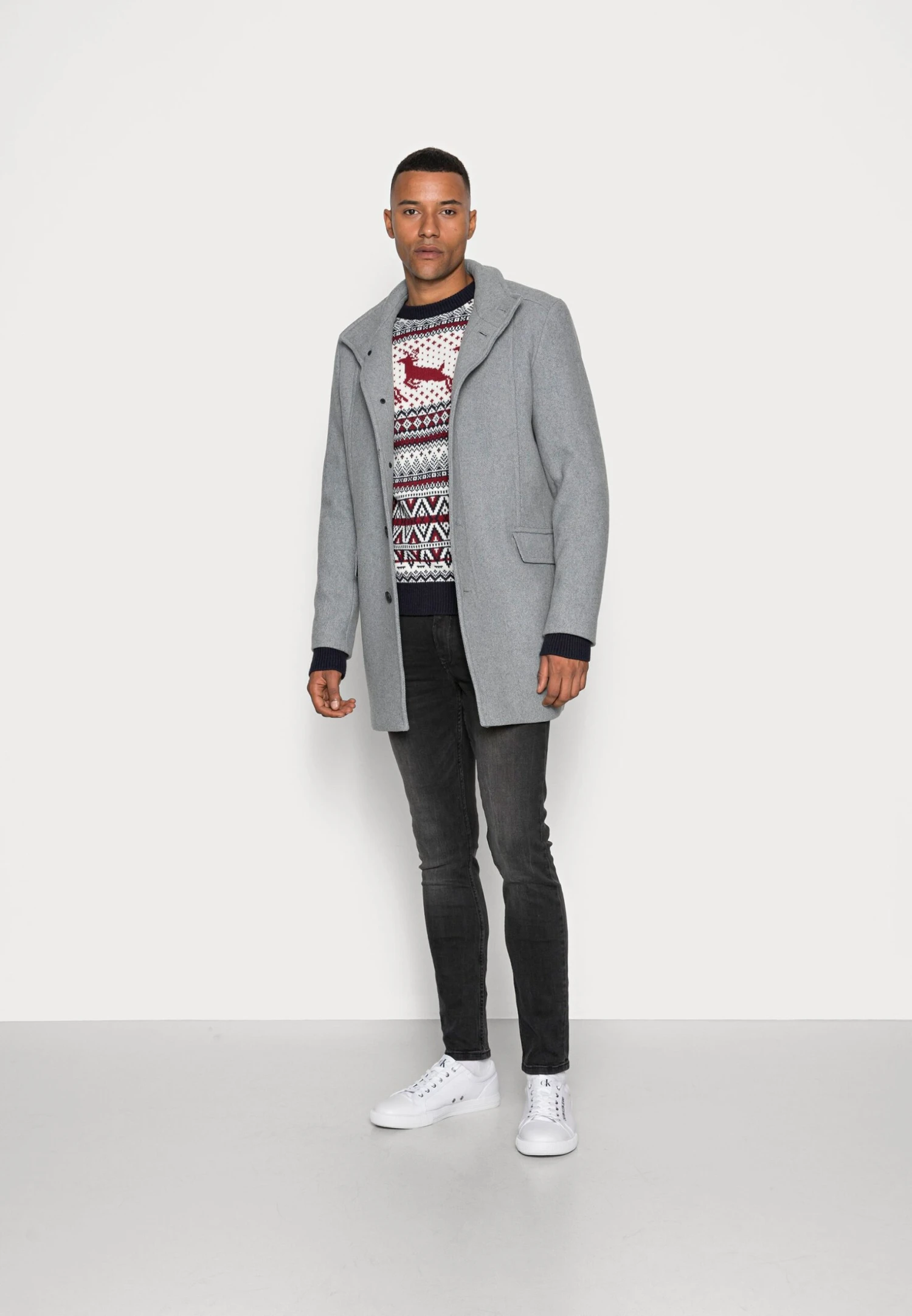 Pier One MaglioneDark Blue Uomo Maglieria PI922Q02Z-K11 2 Pier One MaglioneDark Blue Uomo Maglieria PI922Q02Z-K11 - immagine 2