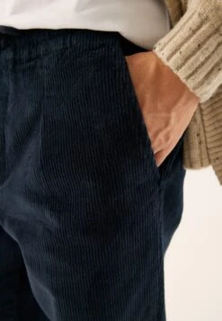 Pier One CorduroyPantaloniDark Blue Uomo Pantaloni PI922E05I-K11 13 Pier One CorduroyPantaloniDark Blue Uomo Pantaloni PI922E05I-K11 -Noble rain ac3335a591bf48f1ae424d012d62b904