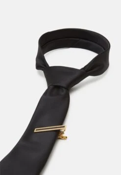 Pier One Set - Fazzoletti Da Taschino - Black 11 Pier One Set - Fazzoletti Da Taschino - Black -Noble rain b01ba15170c04400bc215da586d5113c