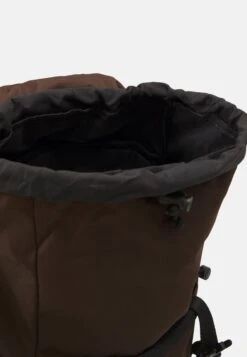 Pier One UnisexZainoBrown Uomo Borse PI954O03T-O11 6 Pier One UnisexZainoBrown Uomo Borse PI954O03T-O11 -Noble rain b6f61a01169f43bbbcb7ad1adcc8d51c