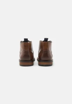 Pier One Leather - Stivaletti Stringati - Cognac 8 Pier One Leather - Stivaletti Stringati - Cognac -Noble rain b7836f5ef85f47189dfc4780b7fcd40c