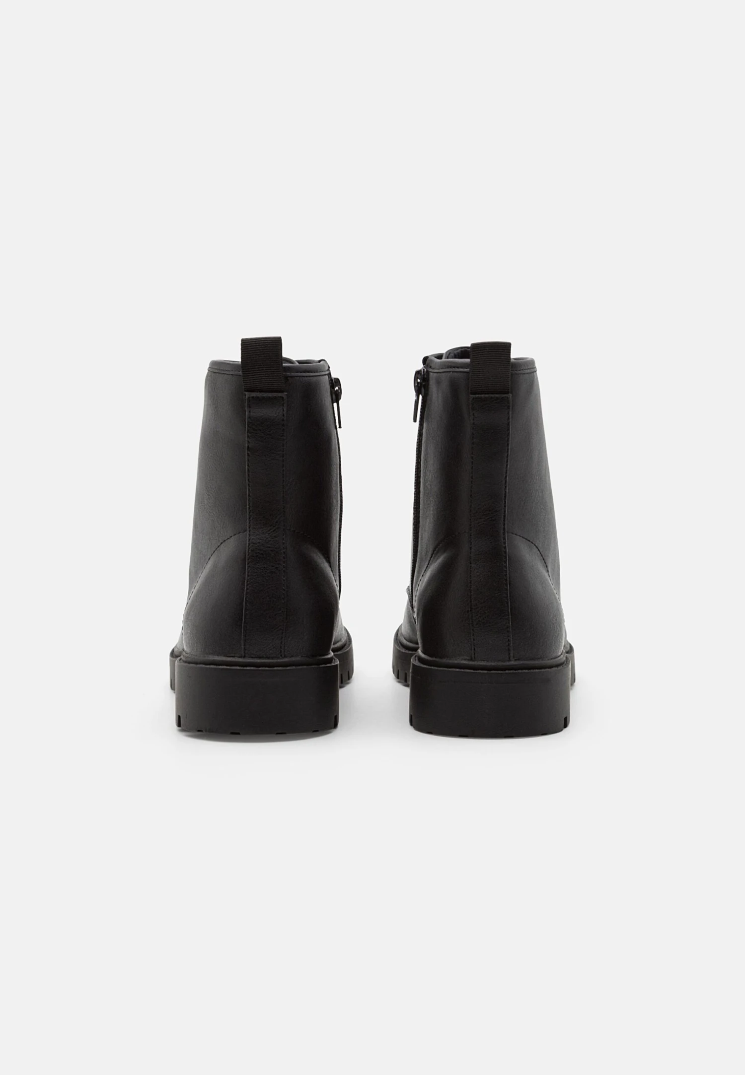 Pier One UnisexStivaletti StringatiBlack Uomo Stivaletti/Stivali PI915K009-Q11 3 Pier One UnisexStivaletti StringatiBlack Uomo Stivaletti/Stivali PI915K009-Q11 - immagine 3