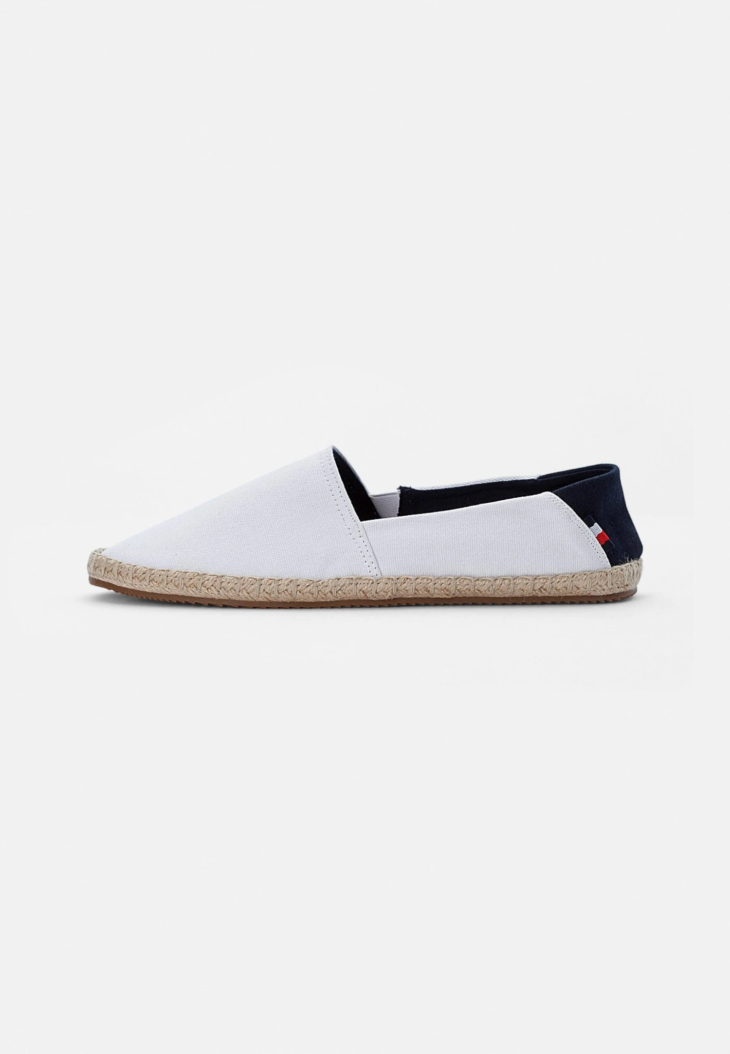 Pier One EspadrillasWhiteDark Blue Uomo Scarpe Basse PI915C006-A11 1 Pier One EspadrillasWhiteDark Blue Uomo Scarpe Basse PI915C006-A11