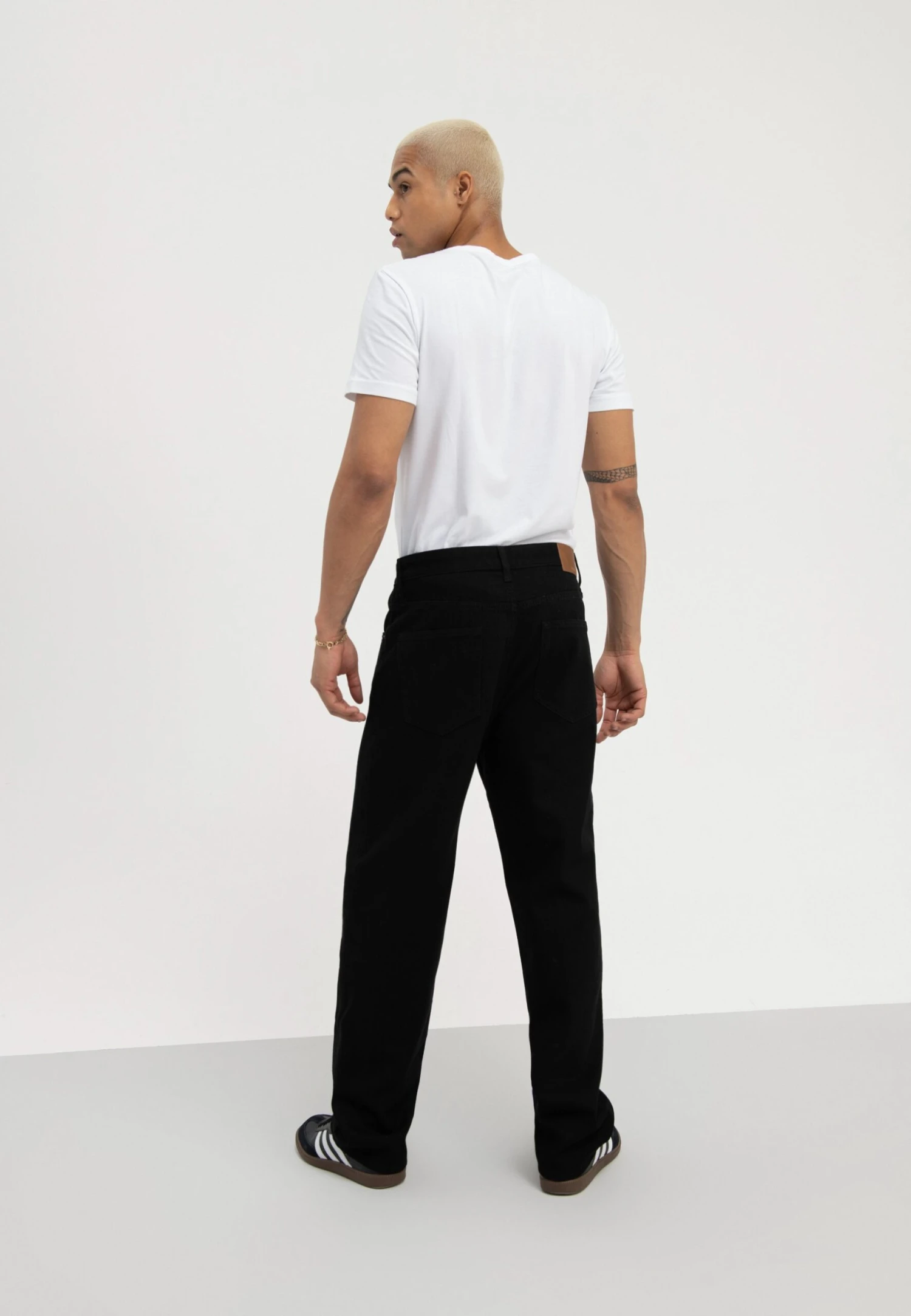 Pier One Jeans BaggyBlack Denim Uomo Jeans PI922G04P-Q11 3 Pier One Jeans BaggyBlack Denim Uomo Jeans PI922G04P-Q11 - immagine 3