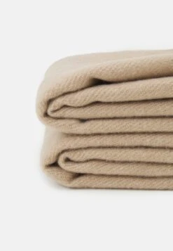 Pier One UnisexSciarpaBeige Uomo Foulard E Sciarpe PI954G00J-B12 6 Pier One UnisexSciarpaBeige Uomo Foulard E Sciarpe PI954G00J-B12 -Noble rain c1c06e8d5d714d869379e5c6678b9dc0