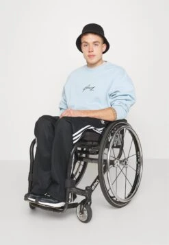 Pier One FelpaLight Blue Uomo Maglieria E Felpe PI922S0FN-K11 -Noble rain c48632c3e7454e24a89036a0e9ebbbdd