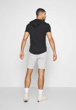 Pier One Pantaloni Sportivi - Light Grey 7 Pier One Pantaloni Sportivi - Light Grey -Noble rain cb3bb1e7de26403daf51a351432aaf3a