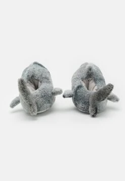 Pier One Unisex - Pantofole - Grey -Noble rain d4d3c8dca2d54cf3895f2b6626b609af